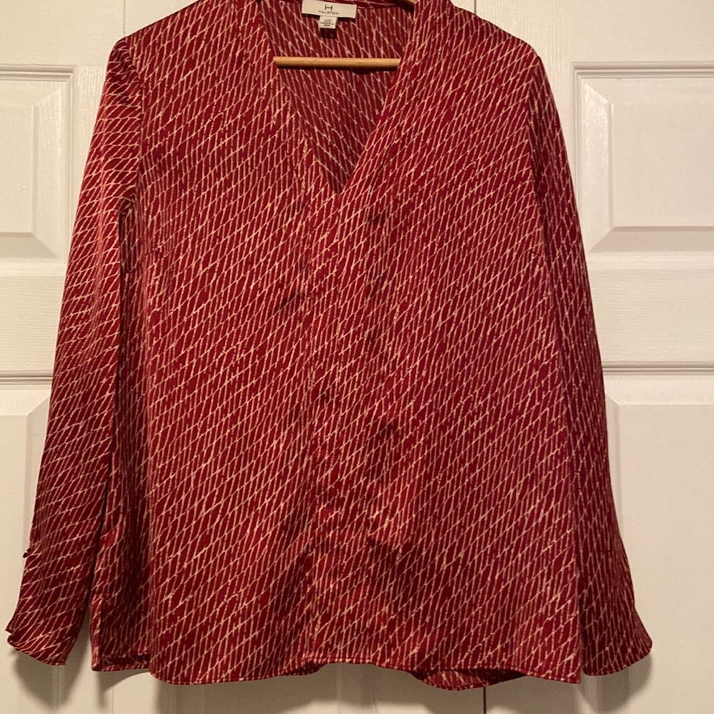 Halston tunic style blouse